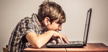 Бесконтрольный интернет и последствия для личности ребенка