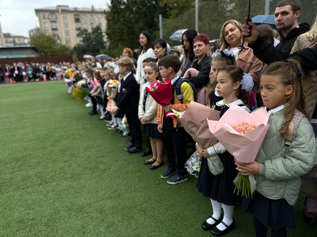 В первый учебный день наши ребята стали участниками необычной линейки